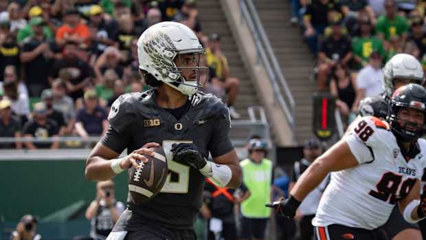 Dante Moore's Oregon Start Sparks Early NFL Draft Buzz - Yahoo Sports