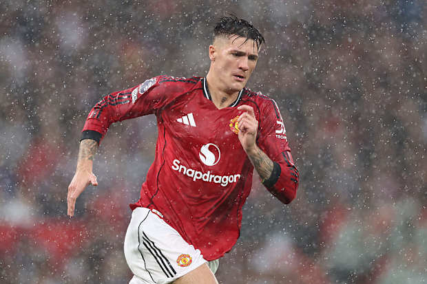 Manchester United predicted XI vs Brentford: Predicted lineup, team news and injury updates | Squawka