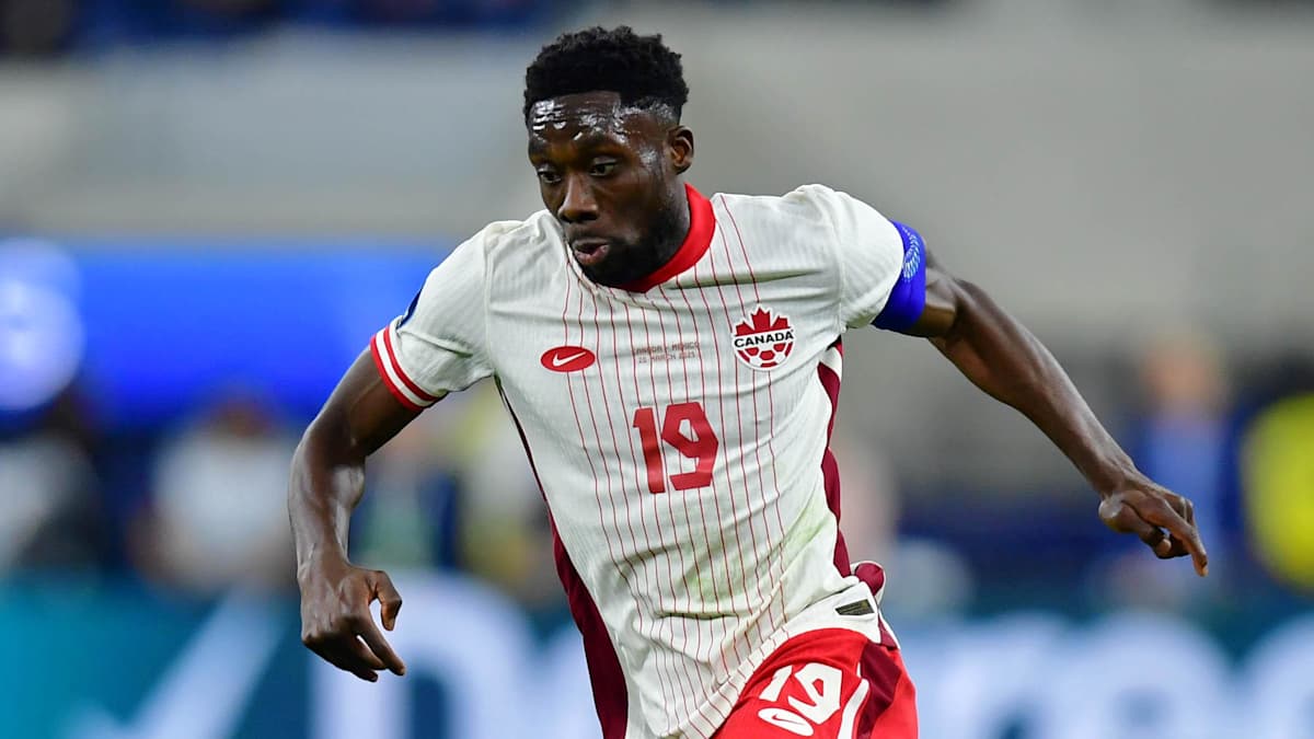 Alphonso Davies playing for Canada