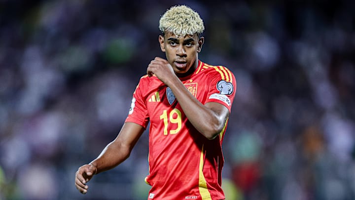 Lamine Yamal provides fitness update after suffering injury scare on Spain duty and returning to Barcelona