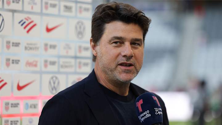 Mauricio Pochettino overseeing USMNT victory
