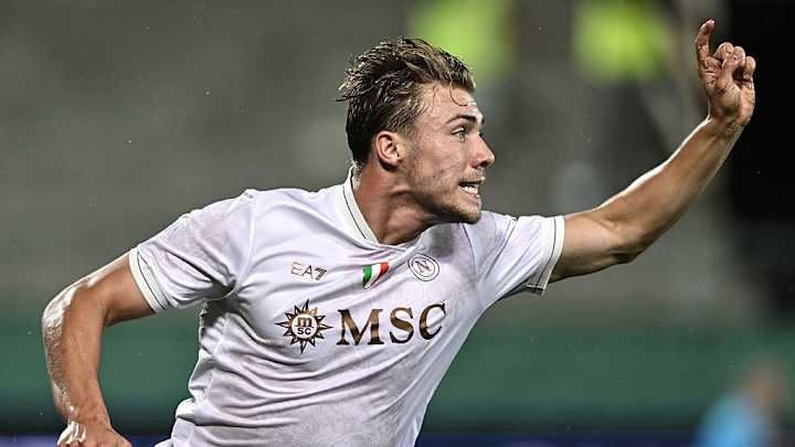 Man Utd news: Rasmus Hojlund set for Serie A return with Antonio Conte's Napoli — Transfer News Blitz
