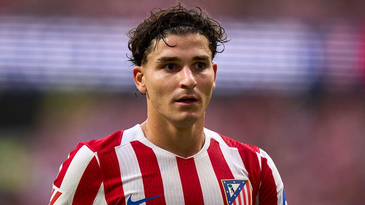 Julian Alvarez playing for Atletico Madrid