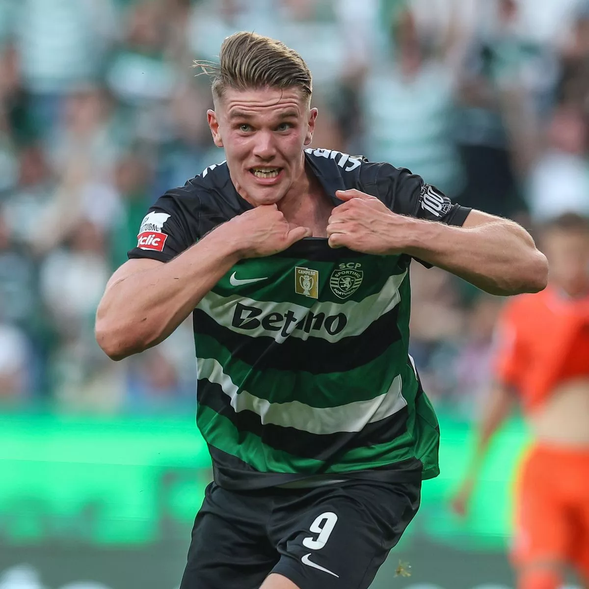 Viktor Gyokeres has awkward response to new Arsenal chant about his ex-girlfriend
