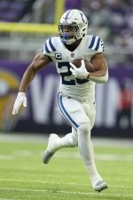 Dodgers player making a play