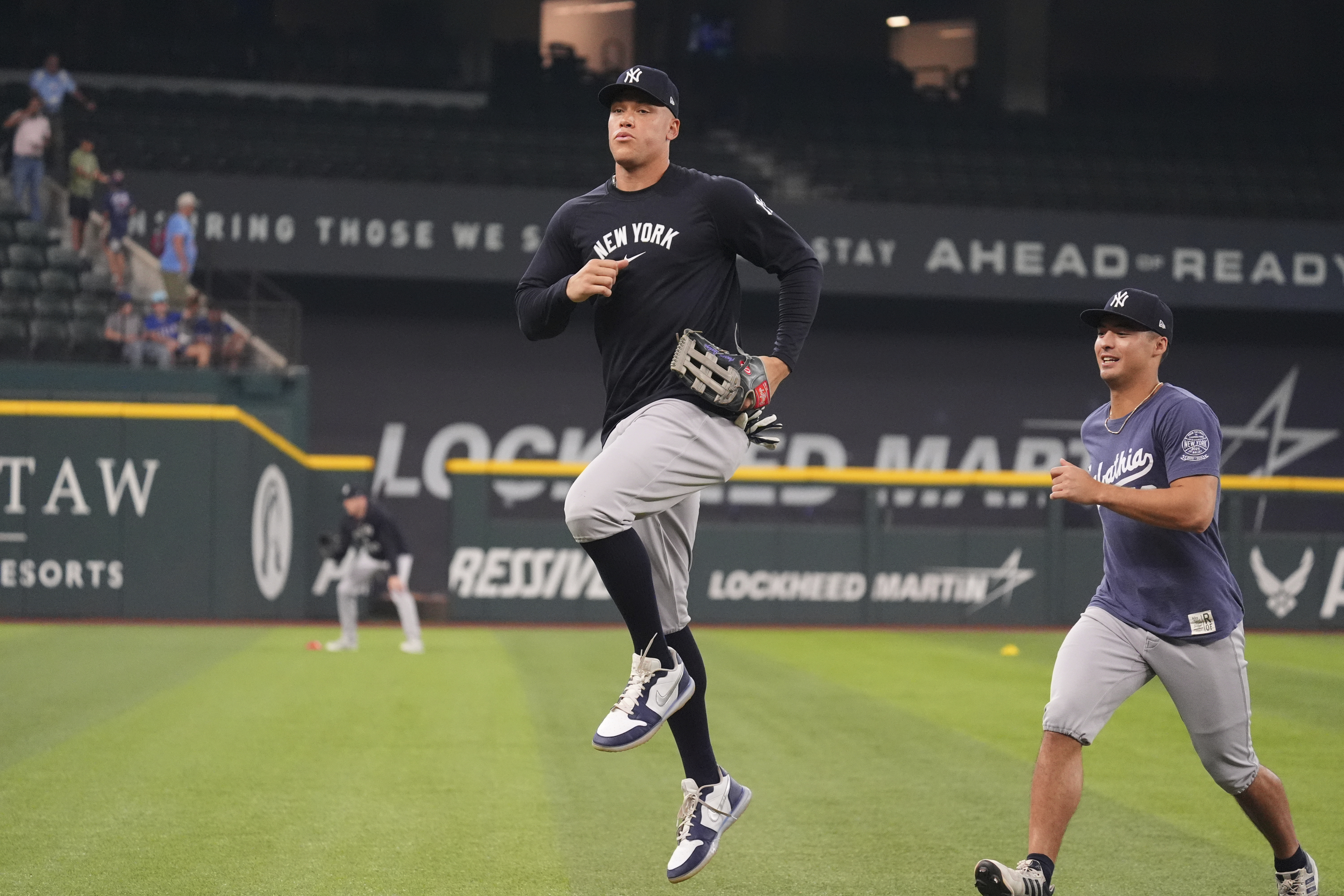 Yankees' Aaron Judge set to make long-awaited outfield return - Yahoo Sports