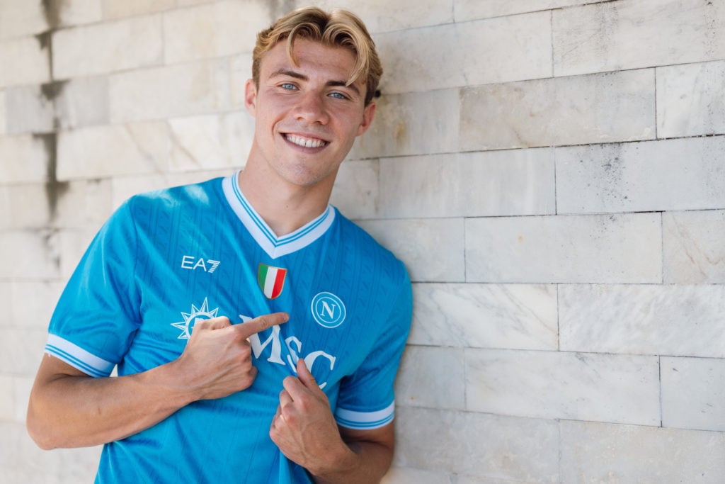 Napoli 'make Rasmus Hojlund compromise' to force Man United breakthrough