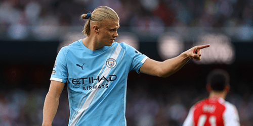 Best FPL Team 2025/26 | AI + Social Media Picks from Top Managers