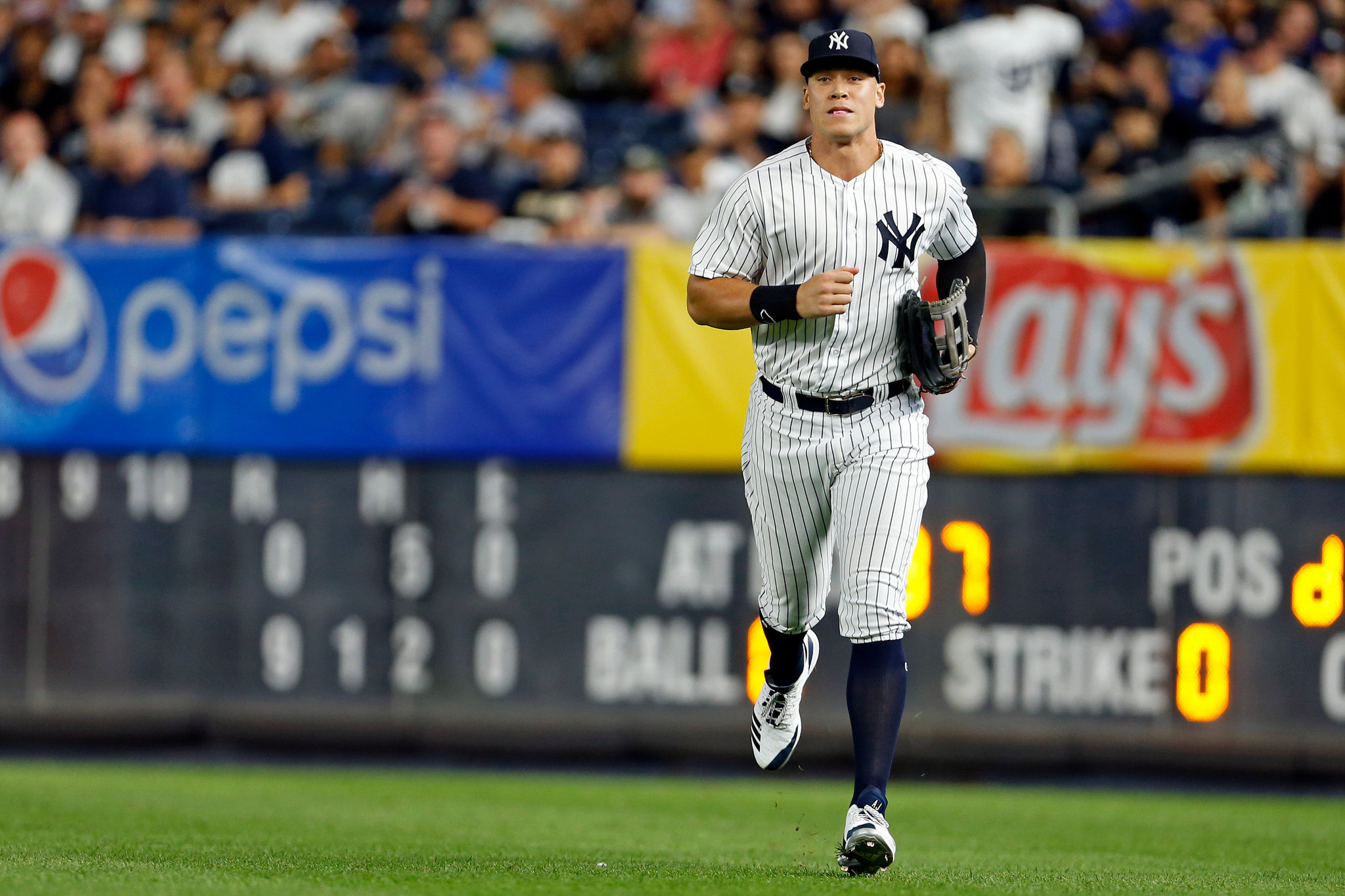 Aaron Judge returns to the lineup at DH as the Yankees wait for clarity on his throwing arm